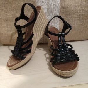 Wedge heels